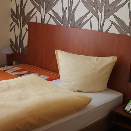 Hotel Schwarzer Adler יבר מראה חיצוני תמונה