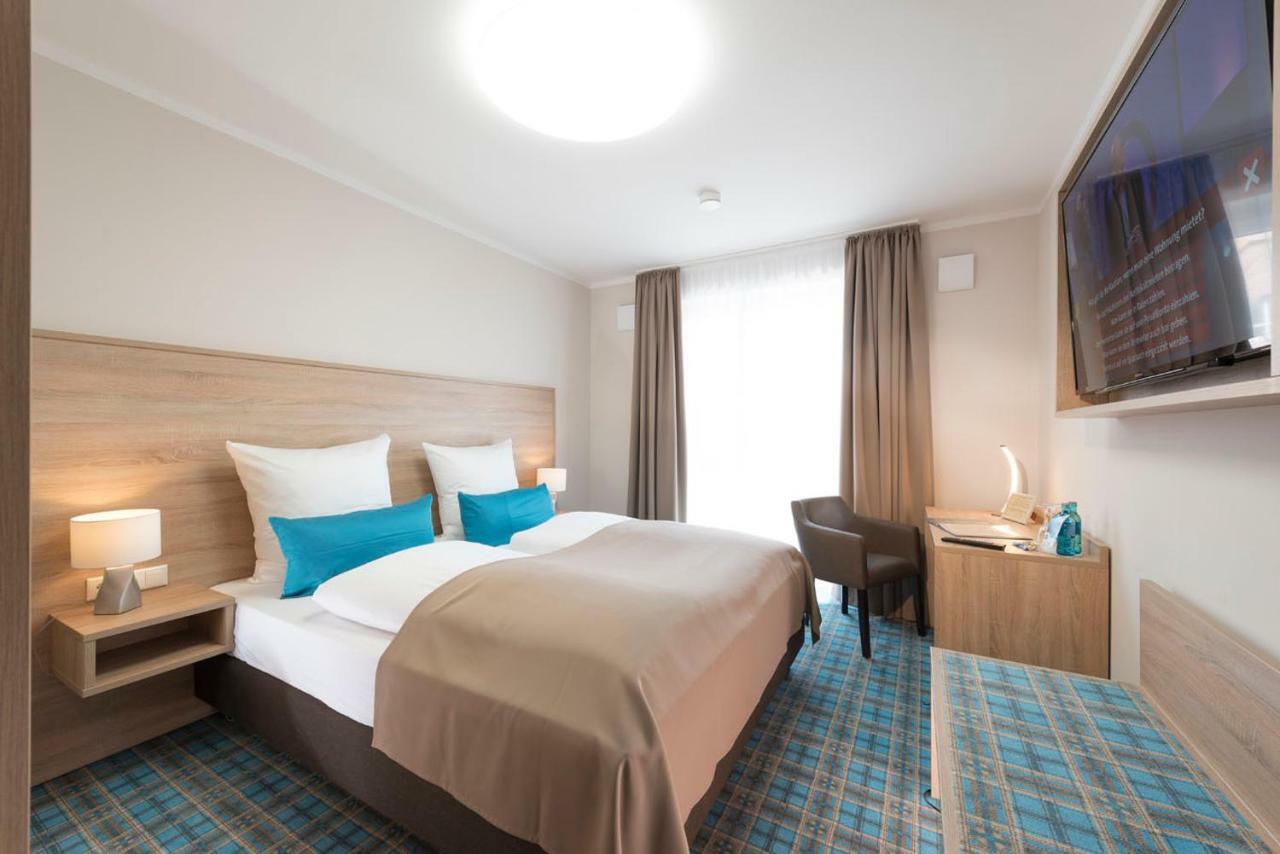 Hotel Schwarzer Adler יבר מראה חיצוני תמונה